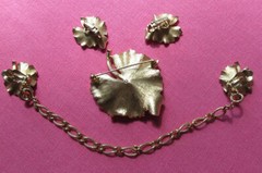 Crown Trifari Alfred Philippe Bug Pin+Clip+Sweater guard Brushed Gold set FREE H
