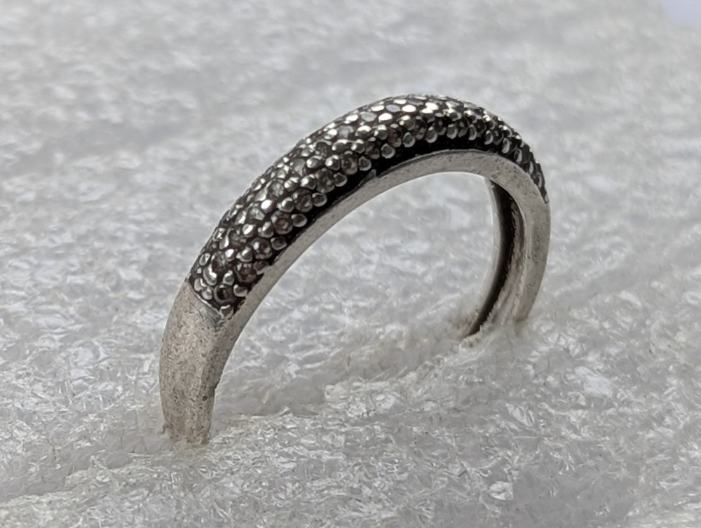 Vintage ring sterling silver 925 Size 6.5 Weight 1.41 g. Eternity Band.