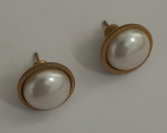 Vintage Gold Tone Faux Mabe Pearl Round Button Post Earrings Twisted Rope Rim