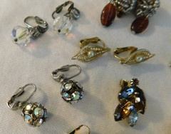 Vintage Earrings Lot Trifari Richelieu Napier Roman Marvella Lisner 1928 Capri