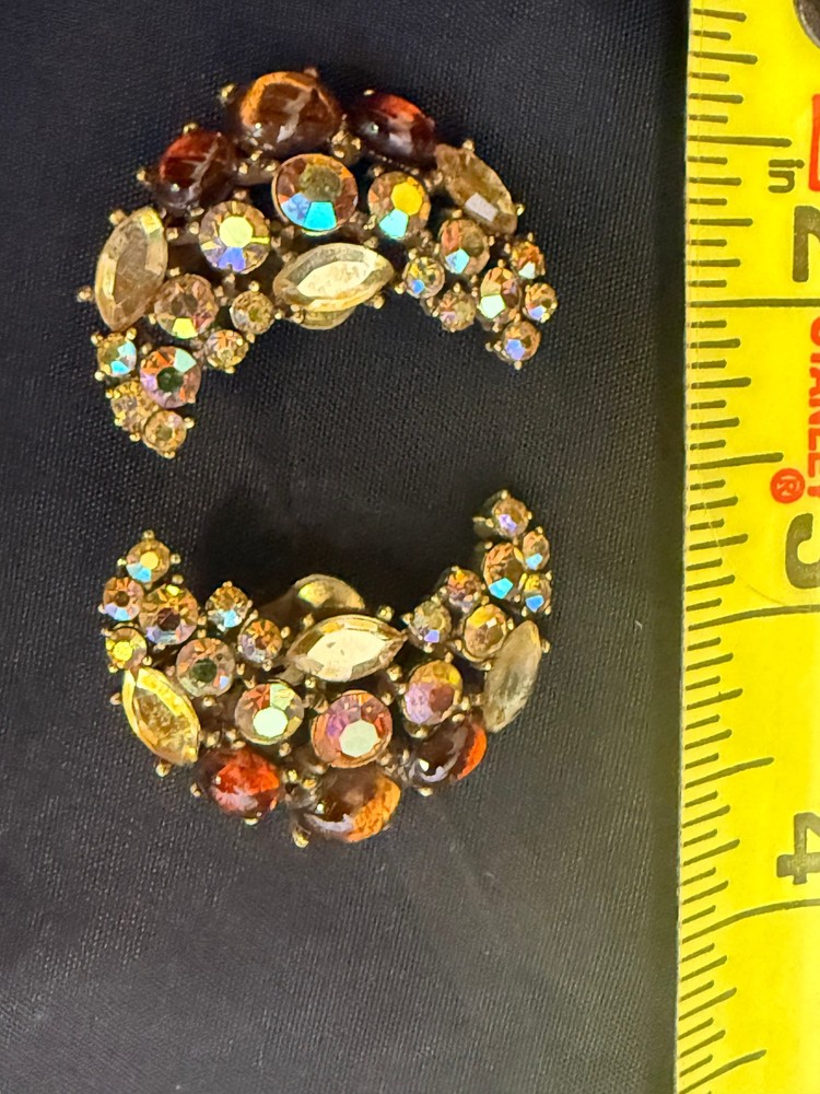 Vintage ART Mode Art AB Amber Rhinestone Crescent Clip On Earrings Signed
