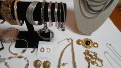 Nice Lot of Costume Jewelry Monet – Michael Kors – Chaps