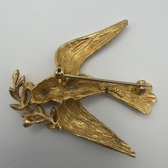 VTG Marvella Dove Brooch Gold Tone Bird Peace Olive Branch Faux Pearl