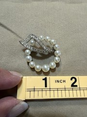 Vintage Marvella Silvertone Faux Pearl And Rhinestone Brooch – Marked