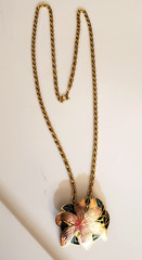 Vintage SG Cloisonne Enamel Stud Earrings and Pendant with 30″ Goldtone Chain