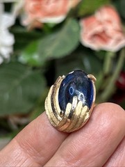 57. Rare Crown TRIFARI Gold tone Blue Oval Cabochon Clip on Earrings 14.7g, 21mm