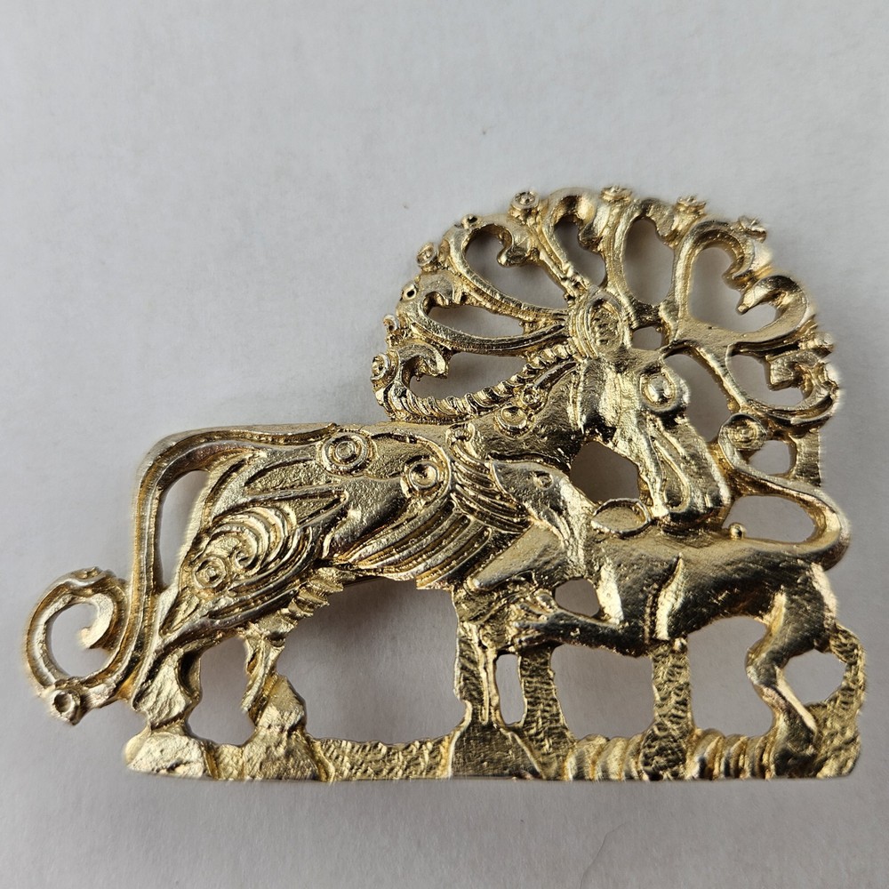 800 Silver Lion Brooch Gold Vermeil Italy [8123]
