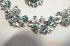 FABULOUS FLORENZA ART GLASS ENAMEL RHINESTONE NECKLACE EARRINGS SET
