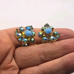 VTG Juliana Blue Teardrop AB Aurora Borealis Florette Clip-on Earrings FABULOUS!