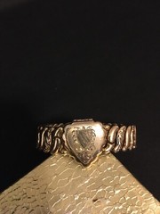 VTG LA MODE “Precious Metal” WWII SWEETHEART EXPANSION STRETCH LOCKET BRACELET