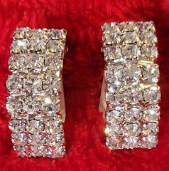 Vintage Clear Crystal Cluster Pave Rhinestone Silver Tone Clip On Earrings