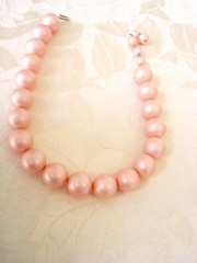 Vintage Choker Necklace With Pink Plastic Beads 15 In. KJ