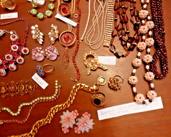 Vtg Costume Jewelry lot W/Gold,Silver , Weiss,krementz,Haskell,Hobe &Rhinestones
