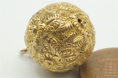 PRETTY ANTIQUE ENGLISH 9K GOLD FLORAL CHASED BALL CHARM FOB c1880 NO RESERVE