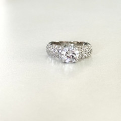 Ladies 18K White Gold Plated Clear CZ Crystal Sparkly Band Ring Size 5.5