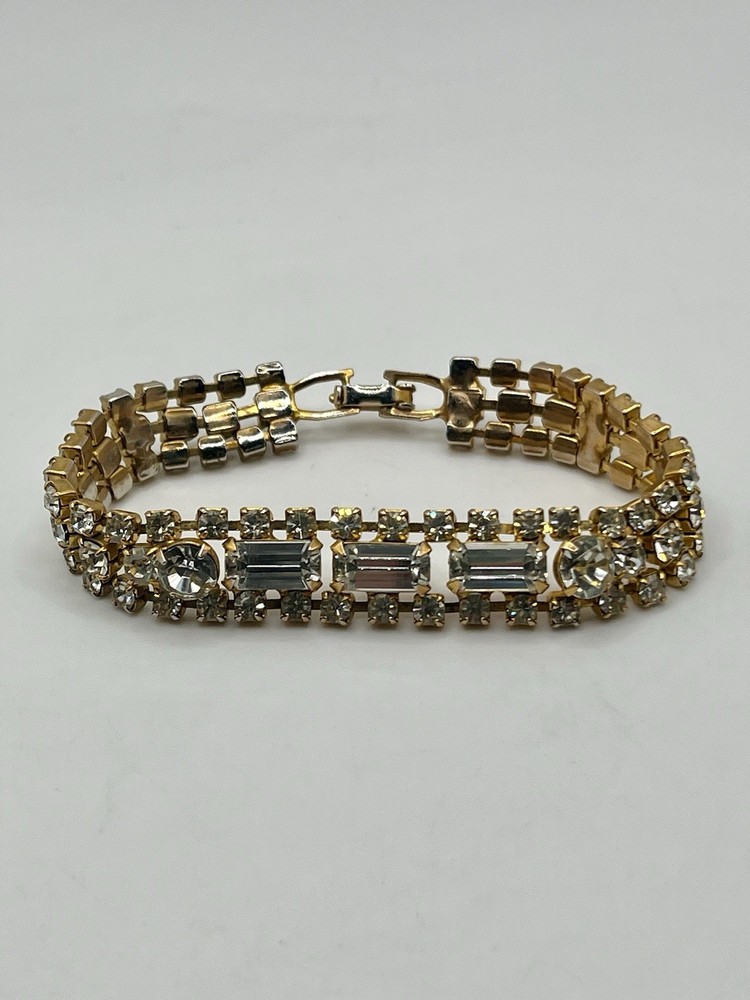 Vintage Estate Gold Tone Clear Rhinestone Fold Over Clasp Bracelet 7”