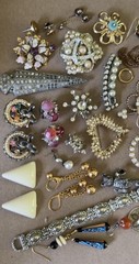 Wear Repair Repurpose Vintage Jewelry Lot ~ Brooch Pin Earring Clip ~ Rhinestone
