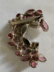 vintage DeLizza & Elster (Juliana) pink and aurora borealis rhinestone brooch