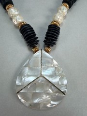Vintage Stunning Mother Of Pearl Teardrop Pendant Necklace Black Bead Statement