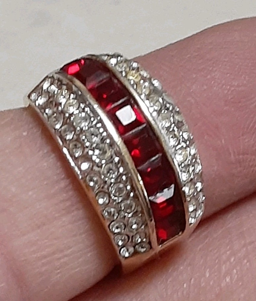 Vintage layered CZ white & red channel set unisex gold tone ring size 7