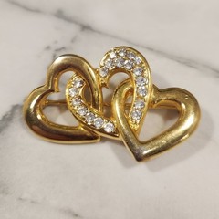 Vintage 80s Rhinestone Triple Heart Intertwined Brooch