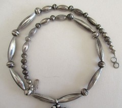 VINTAGE NAVAJO STERLING PENDANT & BENCH BEAD NECKLACE, 2 1/8 IN, 19″ NECKLACE RT