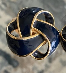 Vintage Les Bernard Vc Gold Email Tone Clip On Earrings