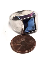 Vintage Men’s Signed Vargas 925 Sterling Silver Faux Sapphire Ring Size 9.75