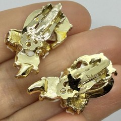 Vtg Midcentury White Floral Climber Earrings MOP Enamel Lucite Goldtone Clip-on