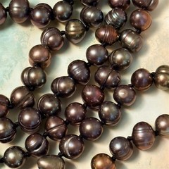Vintage 50” Baroque Freshwater Pearl Necklace Ringed Peacock Iridescent Knotted