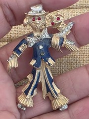 Vintage Scare Crow Brooch W Rhinestones