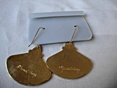 VINTAGE SAMUEL HUANG CLOISONNE RETRO ABSTRACT FAN LAVENDER CREAM & GRAY EARRINGS