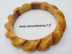 Butterscotch Bakelite Bangle Bracelet Vintage Carved Marbled Chunky Tested 7.5″