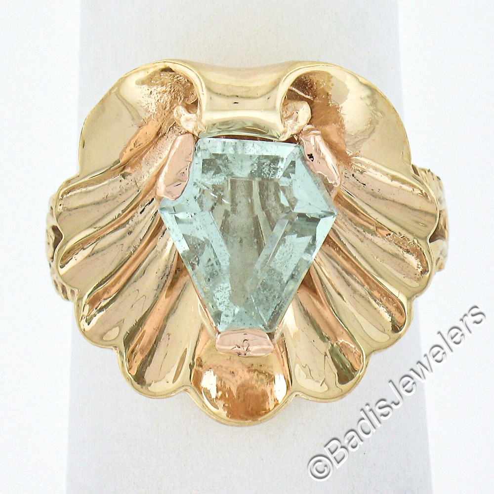 Retro Rosy Yellow Gold Unique Shape Aquamarine in Scalloped Shell Split Ring
