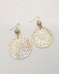 Carved Shell Filigree Earrings Dangle Drop Gold tone Vintage 2.5 in