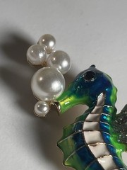Blue Green Enamel Seahorse Brooch Pin Faux Pearl Rhinestone Gold Tone Ocean