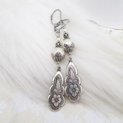 Art Nouveau Earrings, Antique Silver Tone Pansy Flower Cream Faux Pearl Jewelry