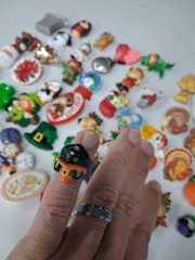 VINTAGE 45 Plus Holiday LOT CHRISTMAS Halloween PINS HALLMARK Brooches Easter