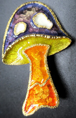 LINDA GAL LG Retro Enamel Mushroom Pin Brooch