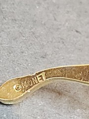 Vintage Monet Gold Tone Rose Brooch Long Stem Pin Polished Flower Romantic 3D