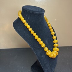 Vtg Amber Yellow W Brown Flecks Beaded Necklace Graduated Chunky MCM