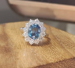 Vintage 18K White Gold Engagement Ring 2.84ct. Natural Teal Blue Sapphire Oval