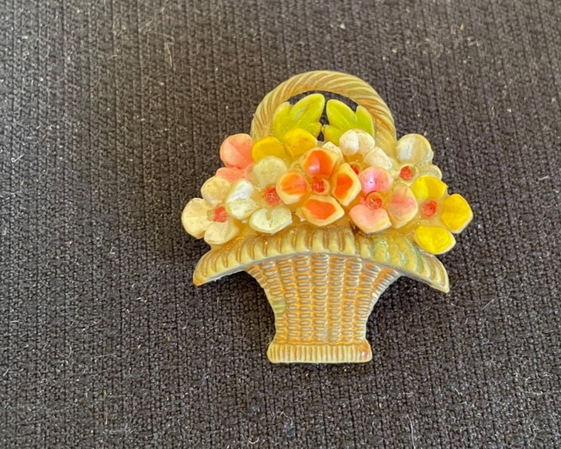 Vintage FLOWER Basket Bouquet Celluloid Pinback Brooch Japan