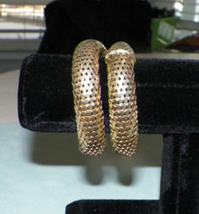 VINTAGE WHITING & DAVIS GOLDTONE MESH COIL SNAKE BRACELET