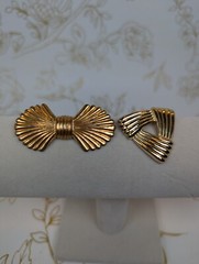 Two Vintage Brooch Pins 1 Bow 1950s Brass 1 1970s Triangle Goldtone