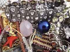 ~ 3 lb ~ Junk Jewelry Lot L501