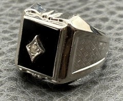 Vintage Vargas 18K HGE White Gold Plated Black Onyx Rhinestone Ring Size 8