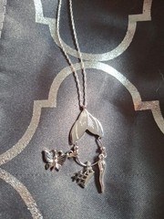 Vtg Monet Charm Necklace Silvertone+3 Charms+Beaded Spacers Signed 30″ 1980’s