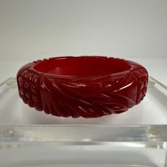 Large Vintage Carved Cherry Red Bakelite Bangle Bracelet