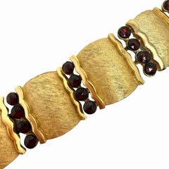 Vtg Trifari Brushed Gold Tone Panel Bracelet Faux Garnet Color Stones 1955–1969